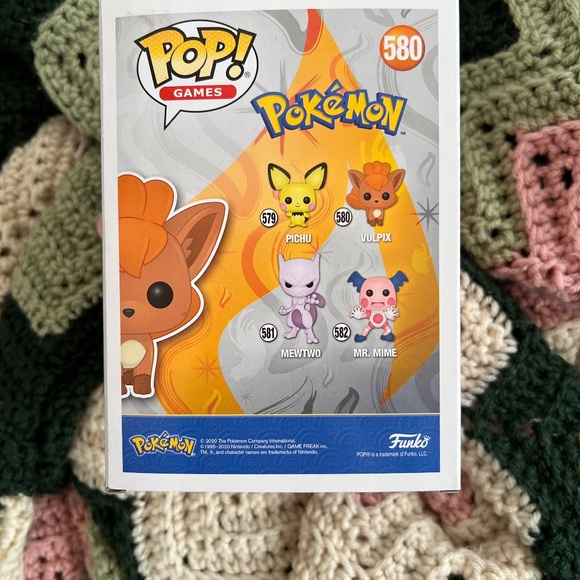 Pokemon Vulpix Funko Pop #580 - Picture 2 of 6